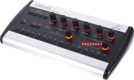 Behringer P16-M