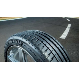 Michelin Pilot Sport 4 225/50 R18 99Y