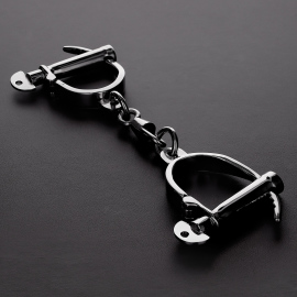 Triune Adjustable Darby Style Handcuffs